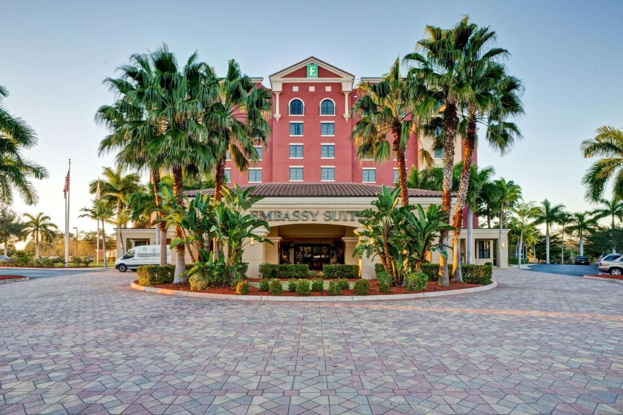 Embassy Suites Fort Myers - Estero Exteriör bild