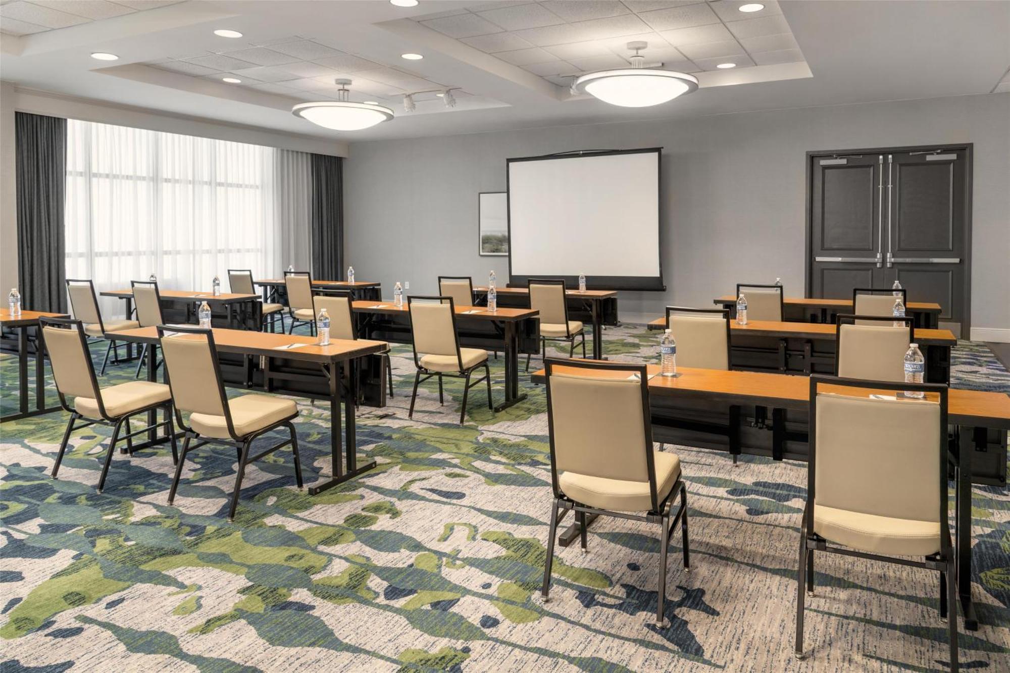Embassy Suites Fort Myers - Estero Exteriör bild