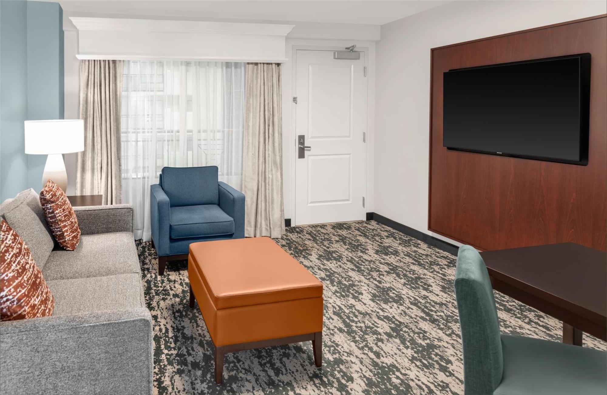 Embassy Suites Fort Myers - Estero Exteriör bild