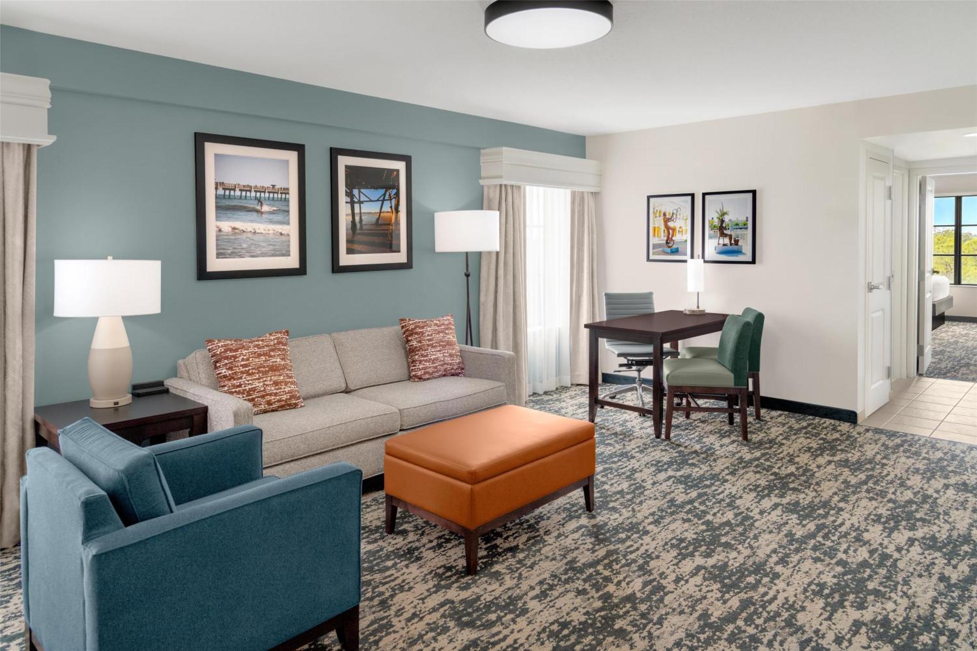 Embassy Suites Fort Myers - Estero Exteriör bild
