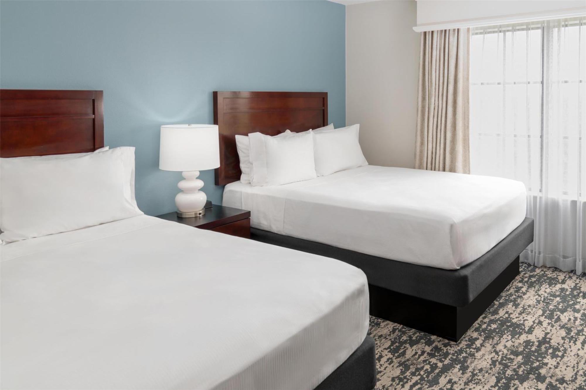 Embassy Suites Fort Myers - Estero Exteriör bild