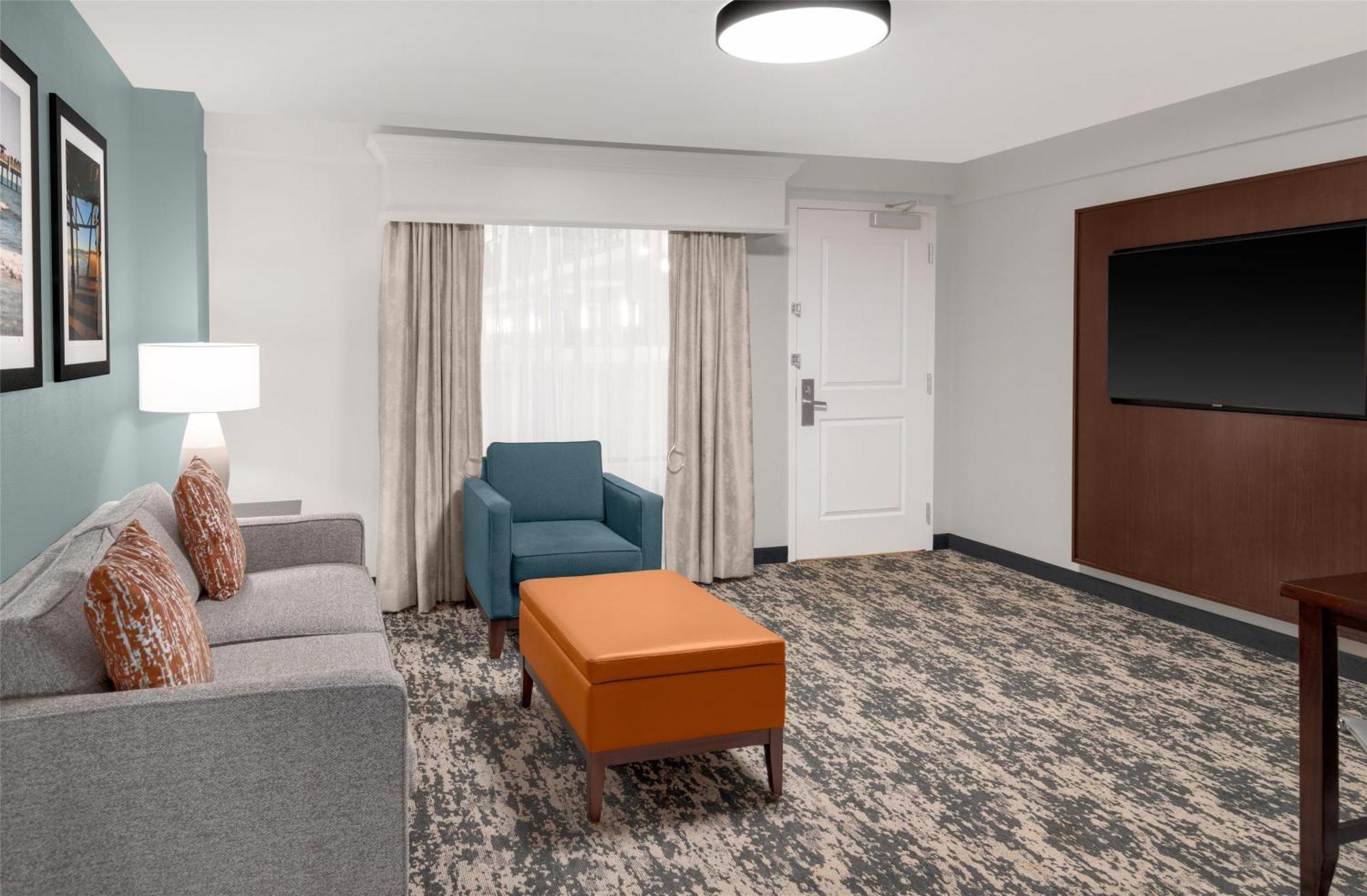 Embassy Suites Fort Myers - Estero Exteriör bild