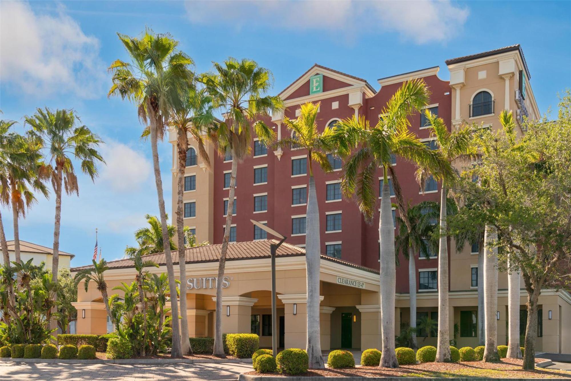 Embassy Suites Fort Myers - Estero Exteriör bild